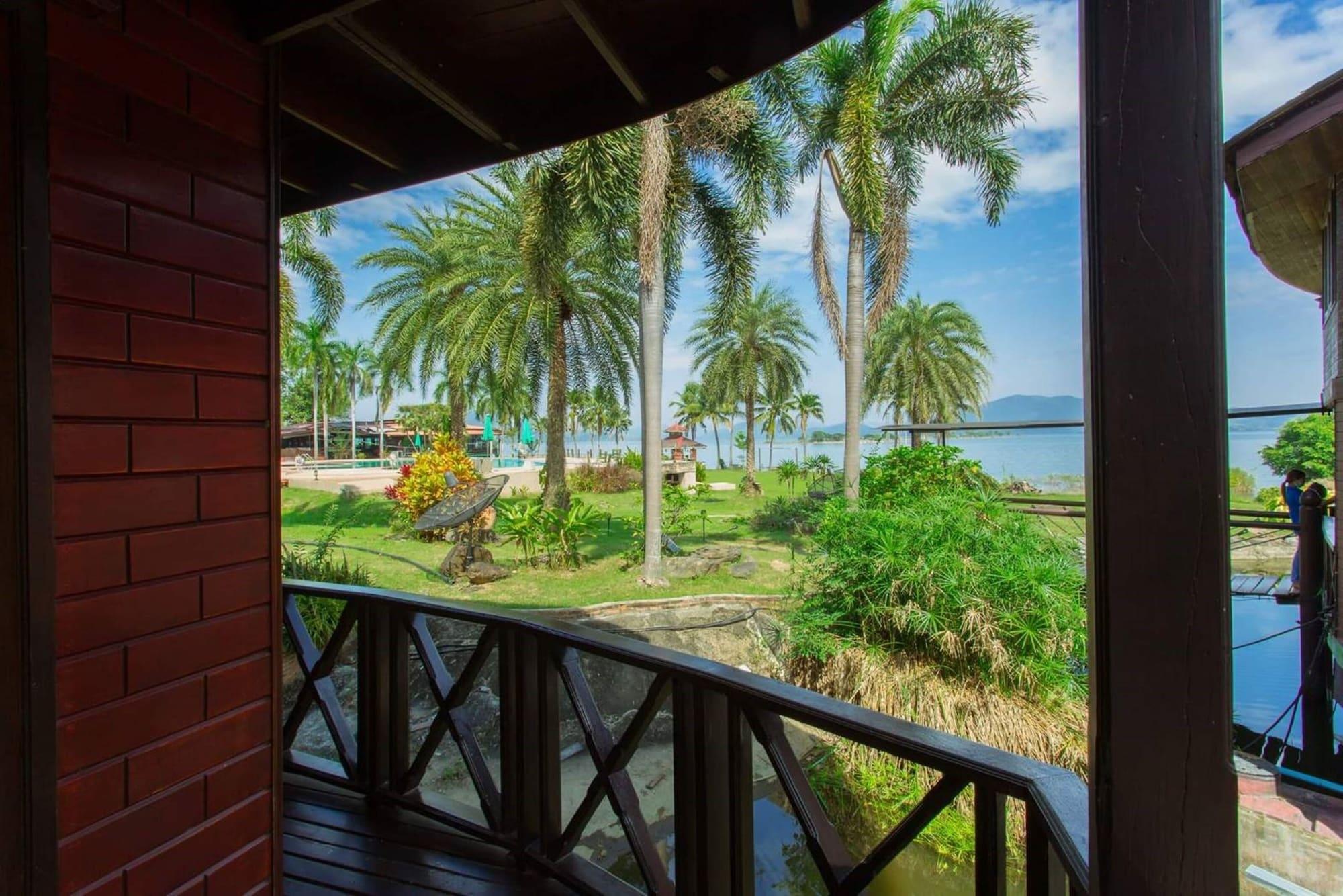 Kaengkrachan Boathouse Paradise Resort Кенг-Крачан Экстерьер фото